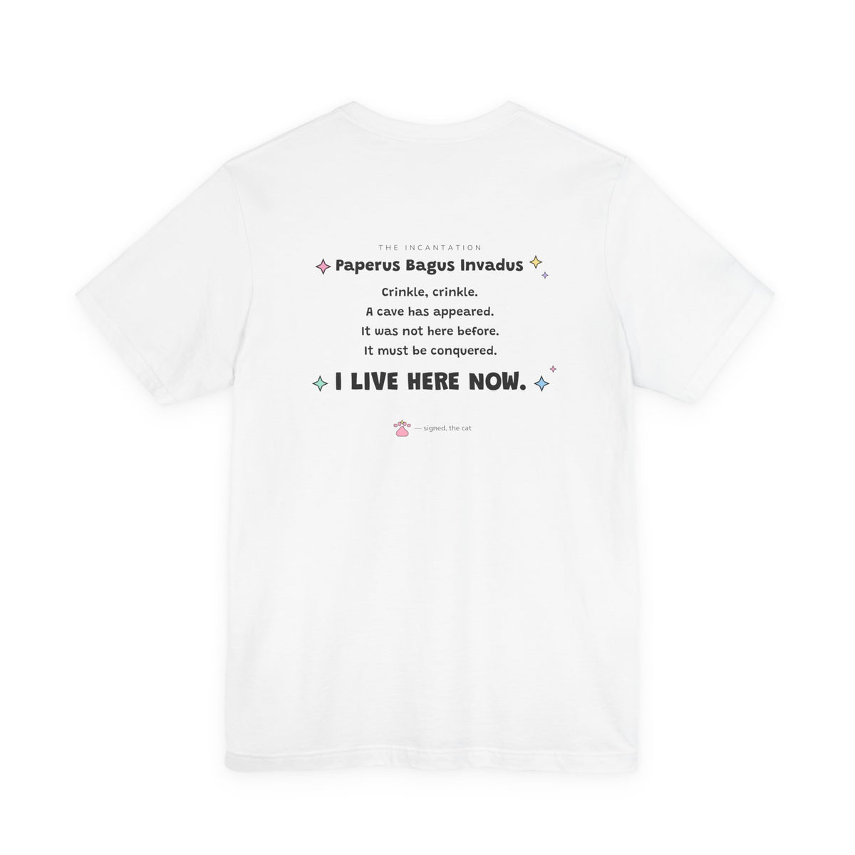 Wizard cat diving headfirst into a paper bag, pink hat beside it, Paperus Bagus Invadus tee